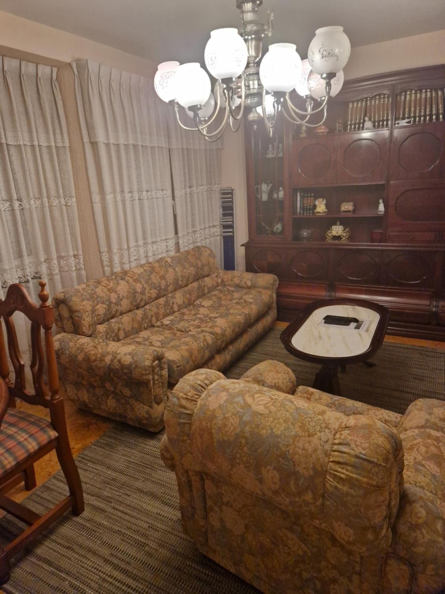 Apartamento Muy Amplio, Con Wifi Y A 12 Minutos Del Centro Gijón Exteriör bild